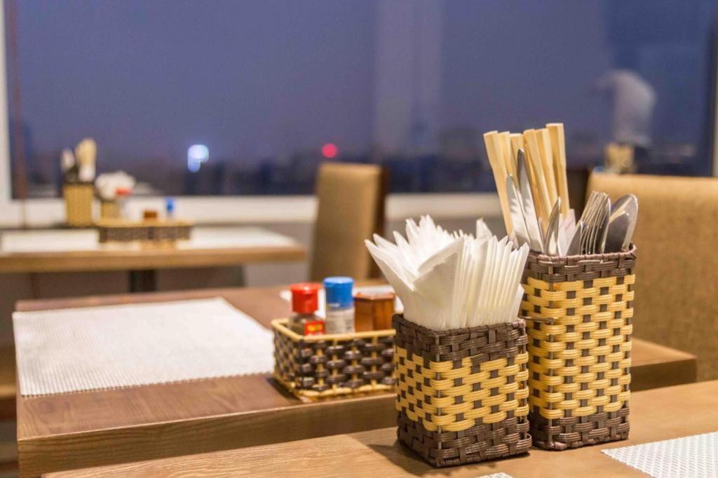 Cherry Hotel 1 Hanoi Bagian luar foto